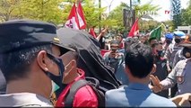 Peringati Hari Tani, Demo di Indramayu Ricuh