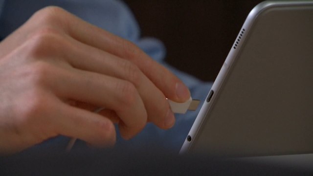 Bruselas propone un único cargador universal para dispositivos electrónicos