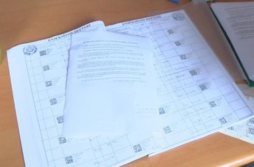 Aileler aynı kaygıyla telefona sarıldı! Çocuklara habersiz koronavirüs aşısı mı yapılıyor?