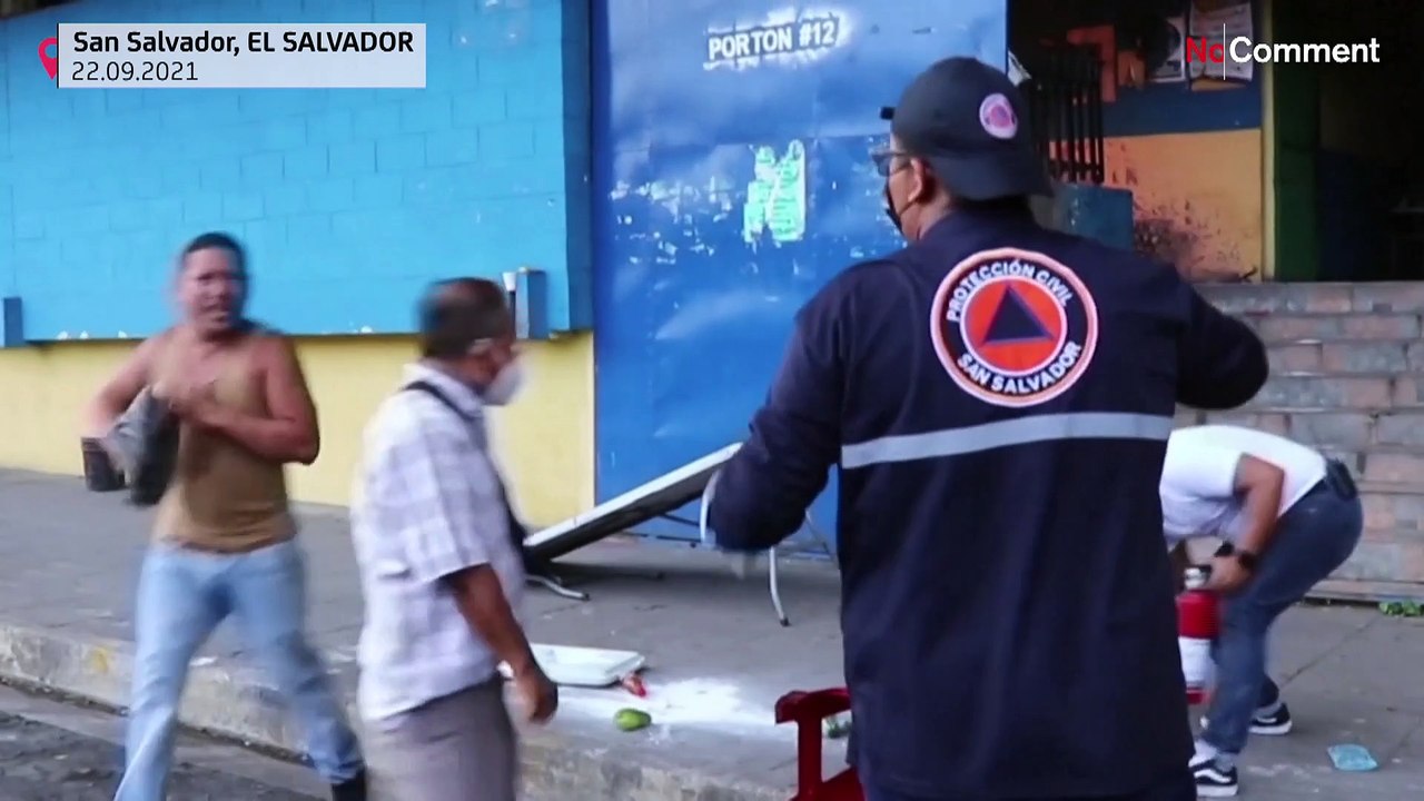 Brennender Markt in El Salvador