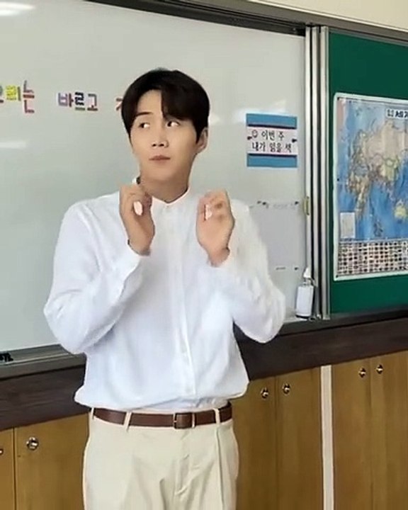 Adegan lucu Kim seon-ho|ngajarin cara sikat gigi (CUTE KIM SEON-HO) "Hometown Cha cha cha"