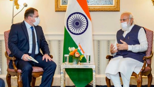 Shatak: PM Modi meets top 5 global CEOs of companies