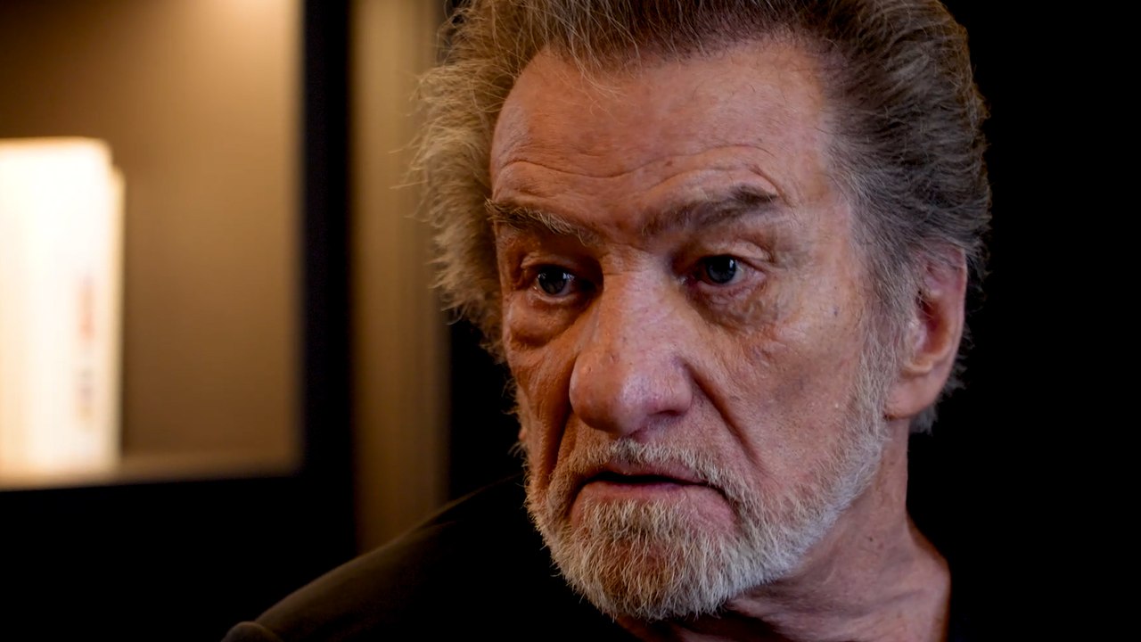 «Sa statue, c’est une catastrophe», Eddy Mitchell tacle l'hommage à Johnny Hallyday