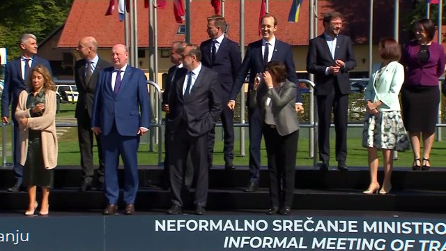 ЕС построит единую сеть автозарядок и эко-заправок