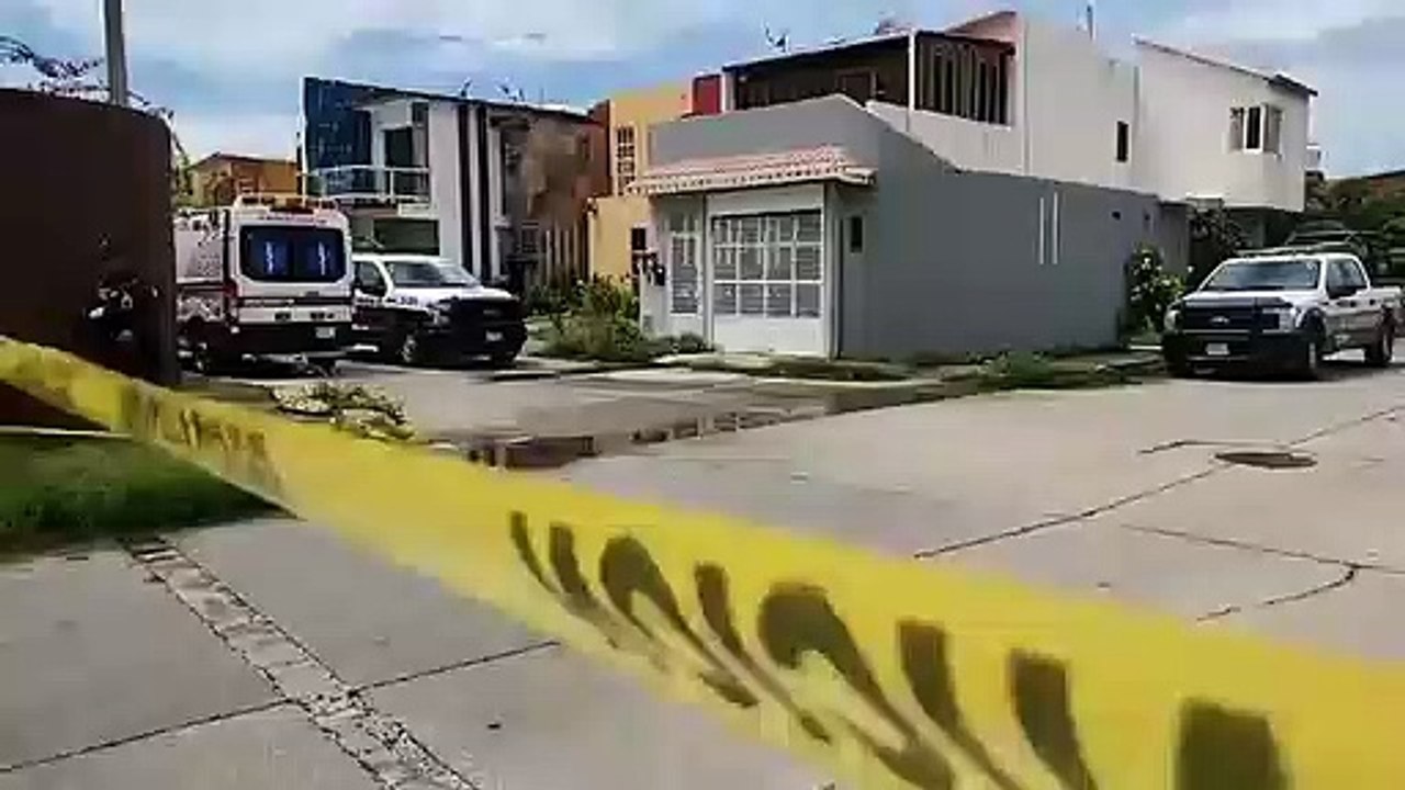 ASESINAN a MASCULINO en la colonia Puerto Esmeralda de COATZACOALCOS; según por un "asalto