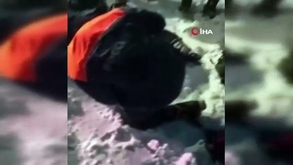 Rusya'daki Elbruz Dağı’nda 19 dağcı mahsur kaldı: 1 ölü