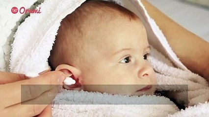 Cara Aman Membersihkan Telinga Bayi