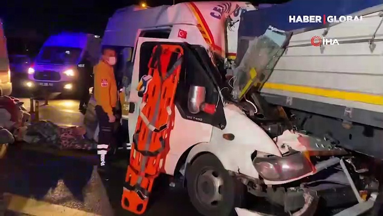 Feci kaza: 2’si bebek 17 yaralı
