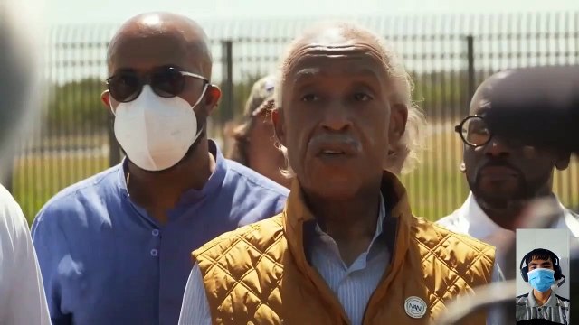 AWESOME: Al Sharpton gets heckled at Texas border so badly that you can’t even hear him [VIDEO]
