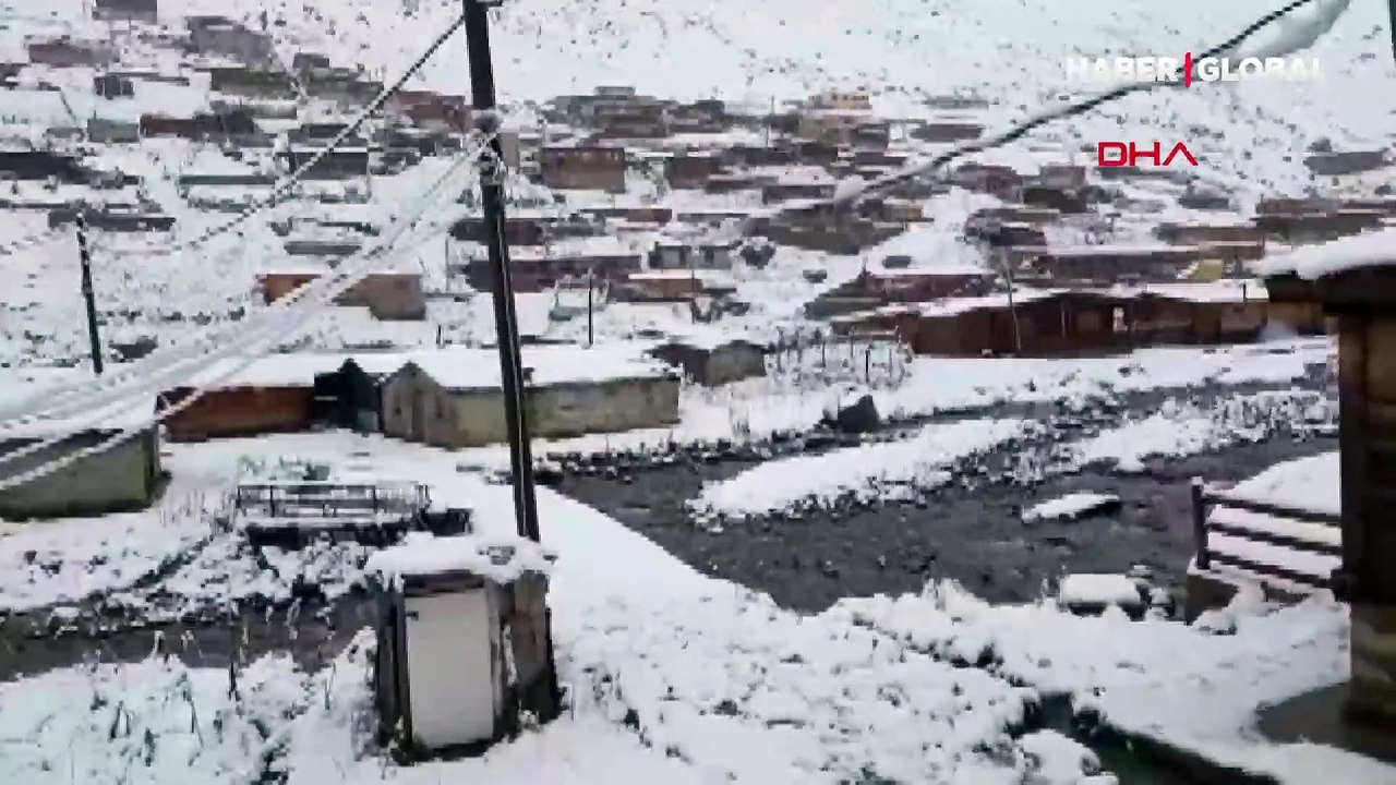 Doğu Karadeniz'de yaylalar beyaza büründü