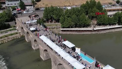 TURİZMCİLER ROTASINI DİYARBAKIR'A ÇEVİRDİ