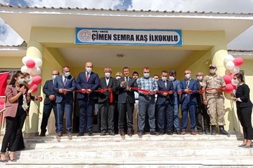 DERSTE KALP KRİZİ GEÇİREN ÖĞRETMENİN ADI, OKULUNA VERİLDİ