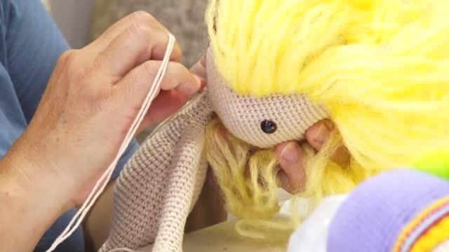 Son dakika haberi | Girişimci kadınların el emeği örgü bebekleri çocukların yüzünü güldürüyor