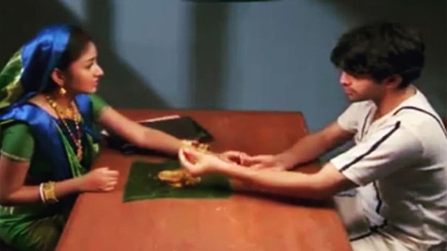 Barrister Babu Spoiler: Bondita ने जेल में Anirudh का हाथ पकड़कर कर दिया ये वादा | FilmiBeat