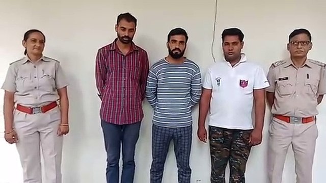 बड़ी खबर: रीट परीक्षा में पास करवाने वाले गिरोह का भंडाफोड़, रोजगार सेंटर व डिफेंस एकेडमी संचालक सहित तीन गिरफ्तार