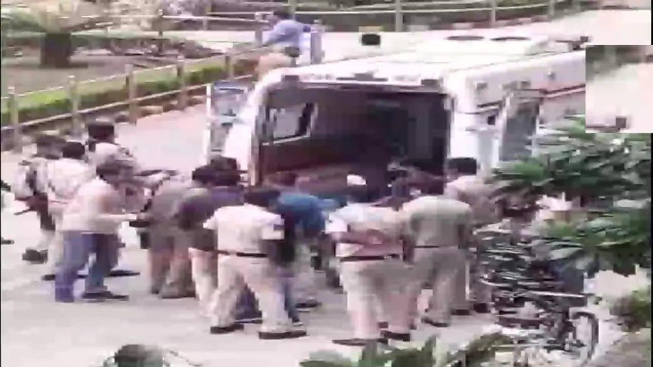 Shootout: Police fired bullets in retaliation - Eyewitness