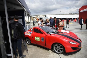 Üniversite öğrencilerinin ürettiği otomobiller TEKNOFEST'te sergileniyor