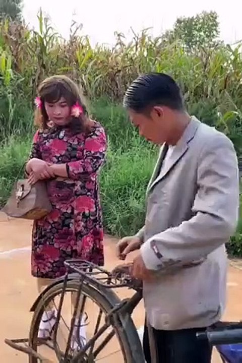 Funny Videos  Comedy Video_ Prank Video _funny videos 2021_ Chinese comedians