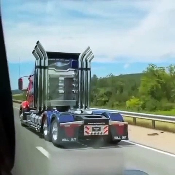 Transformers-like car is really good