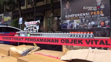 Polisi Sita Ribuan Botol Arak Bali di Malang