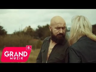 Barlas - Neden Gülüm (Official Video)