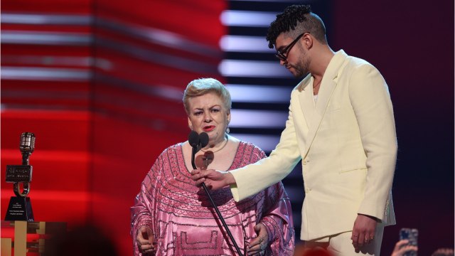 “Eres un inútil”: Paquita la del Barrio insultó a Bad Bunny en vivo durante los Billboard Latino