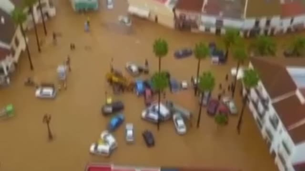 Lepe intenta reparar los destrozos de una riada que dejó registros históricos