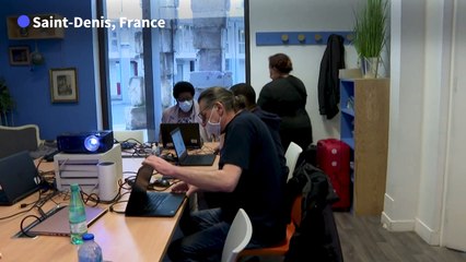 Fracture numérique: des ateliers pour lutter contre l'illectronisme