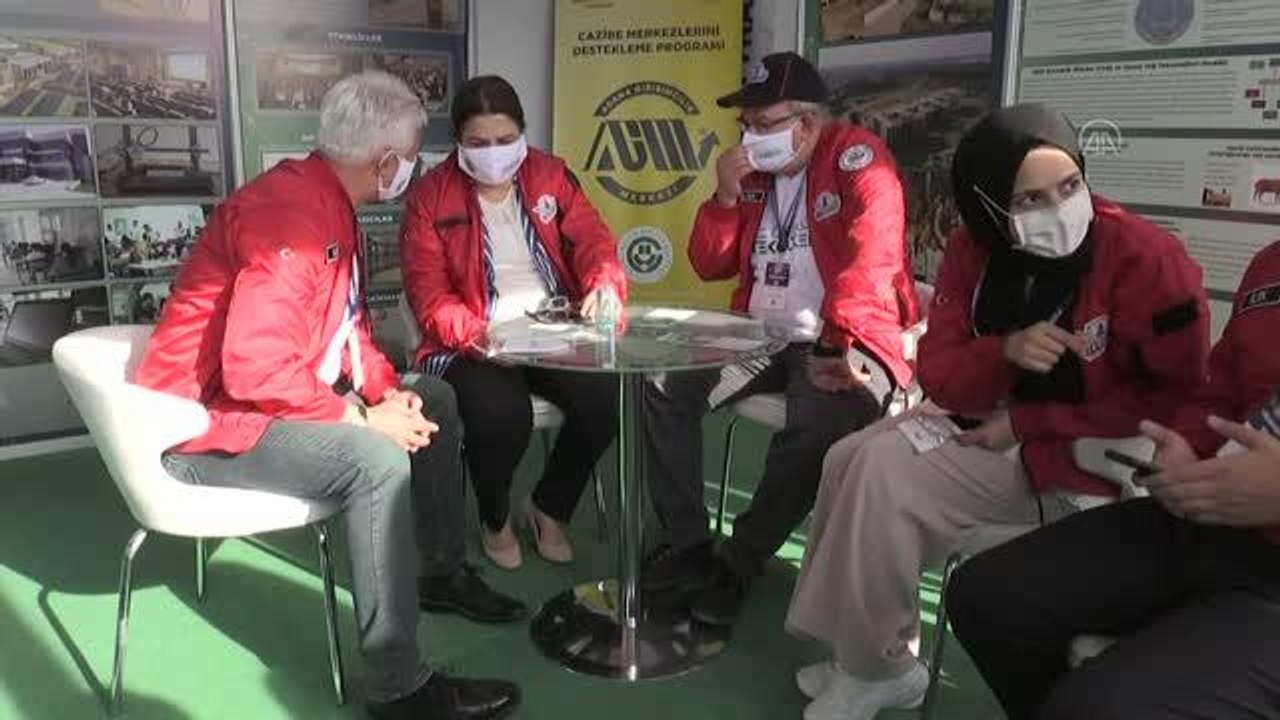 Aile ve Sosyal Hizmetler Bakanı Yanık, TEKNOFEST'i ziyaret etti