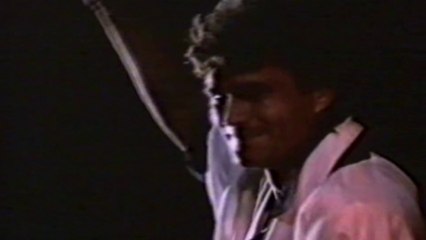 Sinan Sakic i Juzni Vetar - Pusti Me Da Zivim