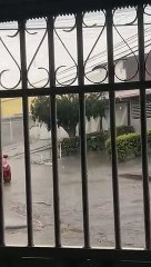 Chuva forte em Samambaia norte após muito calor  seca na capital federal
