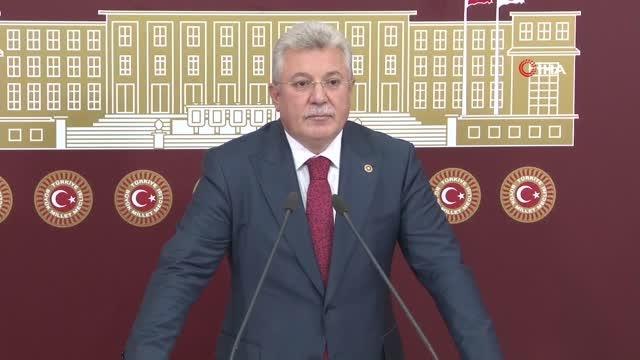 AK Parti Grup Başkanvekili Muhammet Emin Akbaşoğlu: Sayın Grup Başkanvekili sağa sola saldıracağınıza açıkça Türkiye'yi bölmek isteyenlerle niçin...
