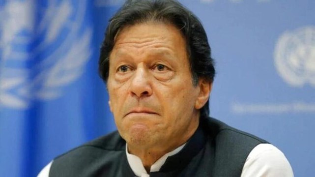 Imran Khan rakes up Kashmir issue at UNGA, India hits back