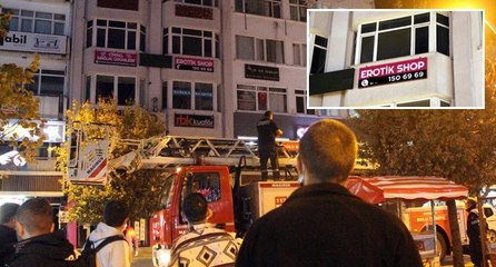 ‘Erotik shop’ mühürlendi, tabelası söküldü: Herkesin çocuğu var!