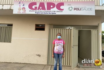 Скачать видео: Grupo que apoia portadores de câncer de Cajazeiras vive crise e coordenadora faz apelo chorando