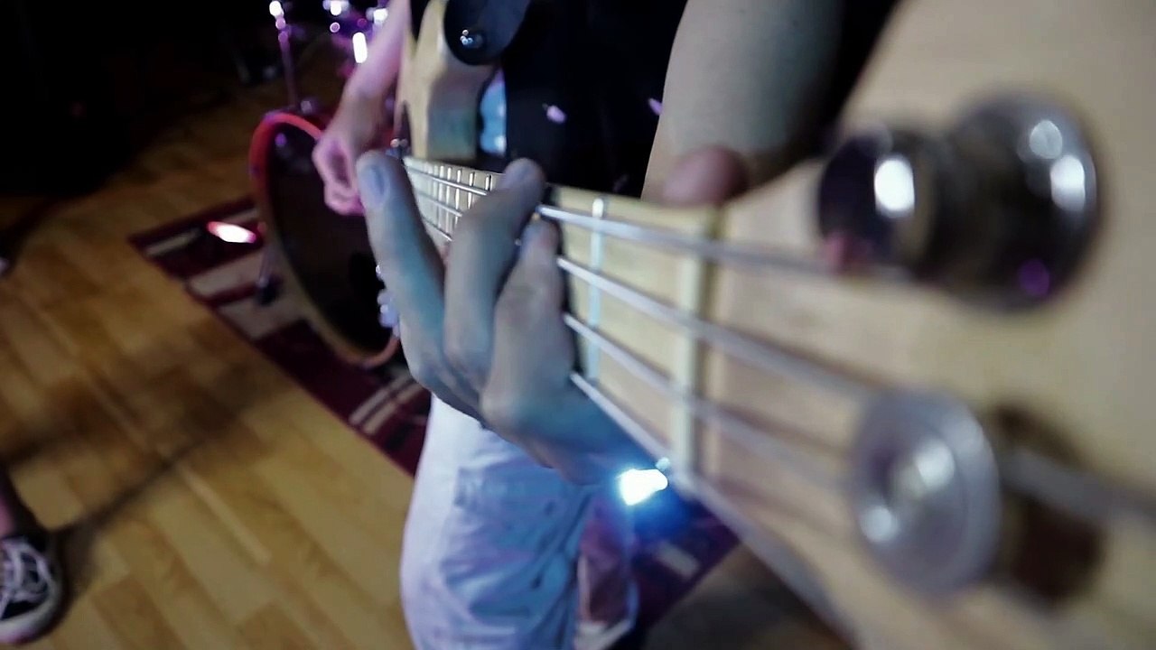 Via Vallen Nella Kharisma Bagaikan Langit dan Bumi  Pop Punk Cover_1080p