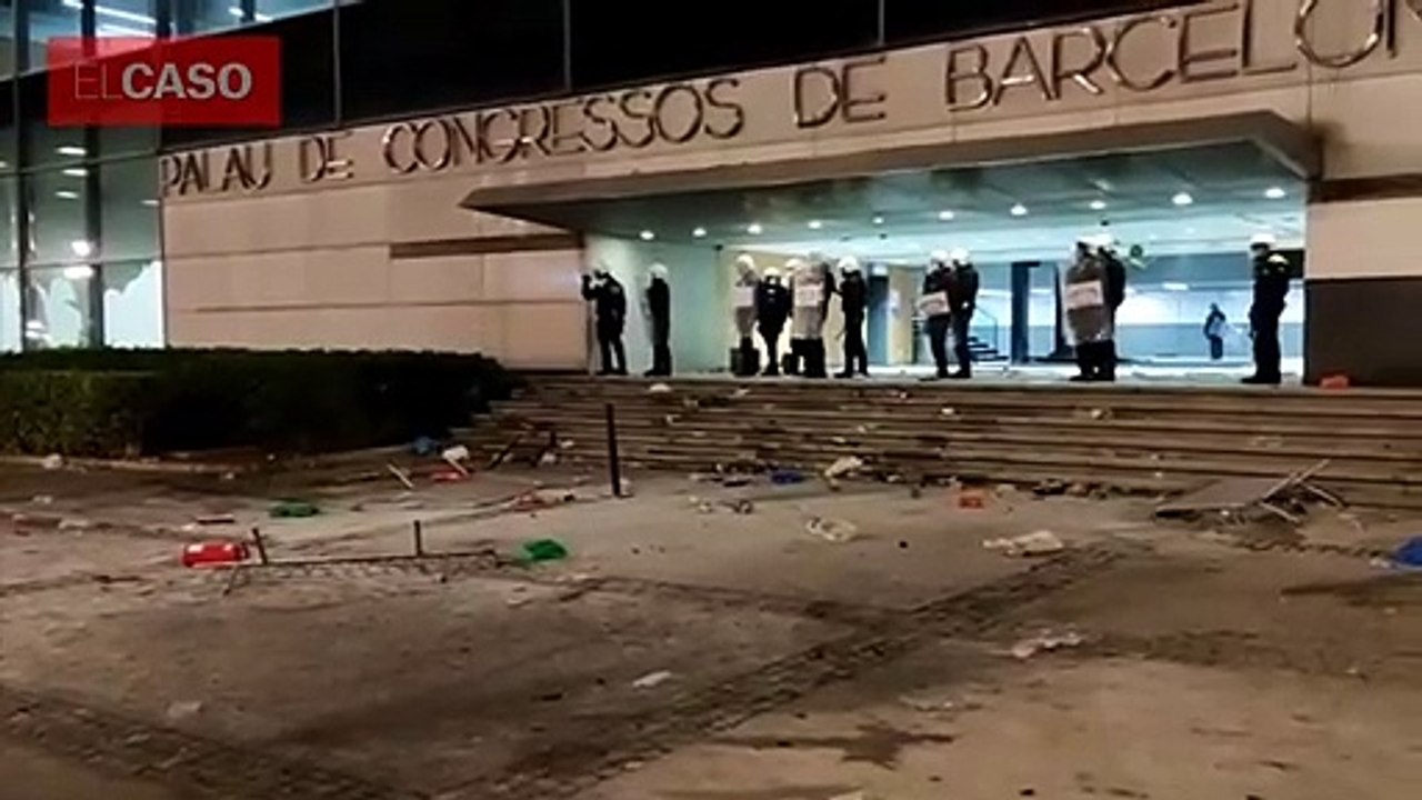 Peleas y decenas de heridos