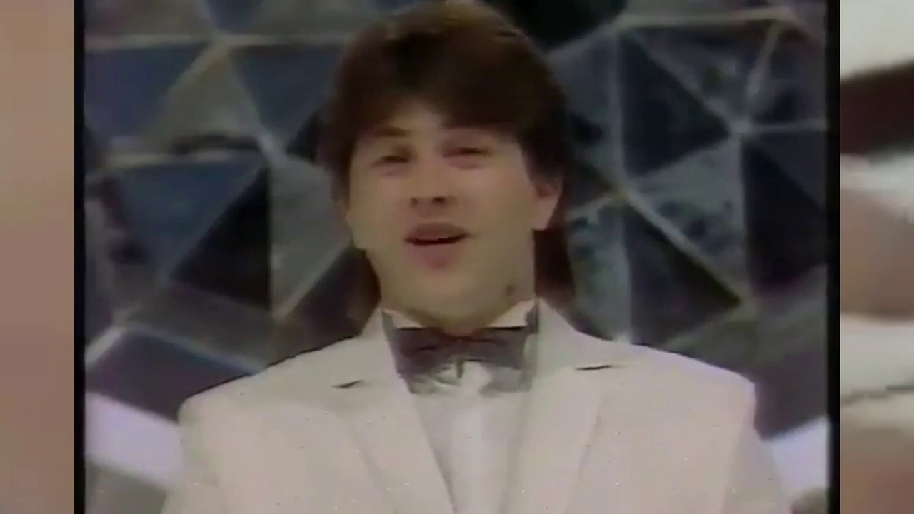 Serif Konjevic i Juzni Vetar - Pustite Me Jos Da Sanjam (Hit Parada 1985)