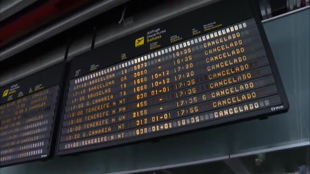 El aeropuerto de La Palma está inoperativo por acumulación de ceniza