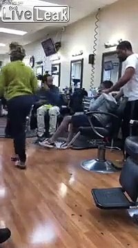 Quand ta mère te force à te couper les cheveux