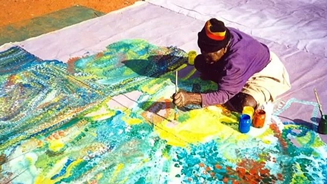 Desert artist celebrates a decade of iconic Australian art