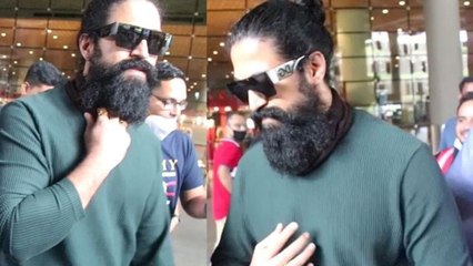 K.G.F. Chapter 2 की Release Date Discuss करने के लिए क्या Mumbai आये Yash? | FilmiBeat