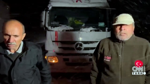 Kar yağışı ve tipi sürücülere zor anlar yaşattı