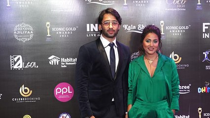 Download Video: Hina Khan ने Shaheer के साथ Prestigious Iconic Gold awards में बिखेरा जलवा; Watch video | FilmiBeat