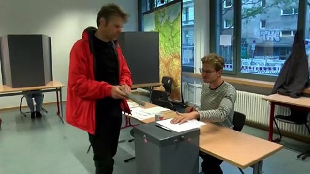 Los alemanes acuden a unas elecciones sin Merkel y con el escenario abierto