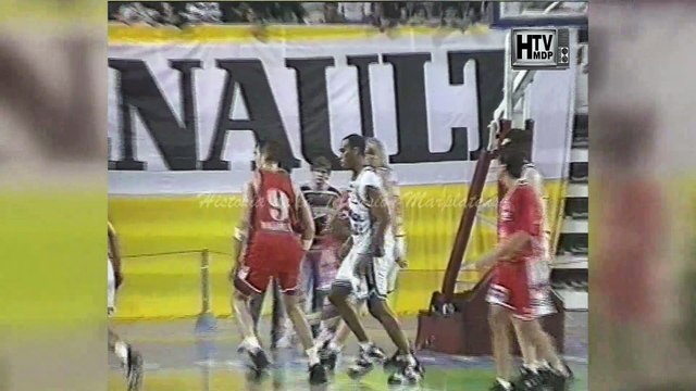BASQUET NACIONAL PEÑAROL 88-79 QUILMES ESTADIO POLIDEPORTIVO MAR DEL PLATA 03-11-1995
