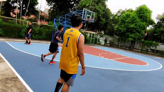 Warming Up Before Practice - WABC Basketball