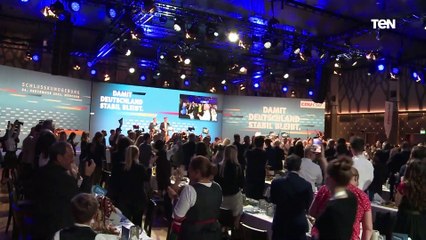 ألمانيا حزينة ويتيمة بدون الماما.. بعد 16 عام ميركل تبتعد عن السياسة