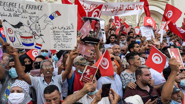 فسيفساء سياسية وشعبية تتشكل في تونس رفضا لتدابير قيس سعيّد