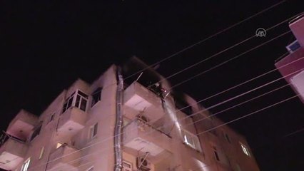 Son dakika haber... Yangın çıkan evde mahsur kalan kişi kurtarıldı